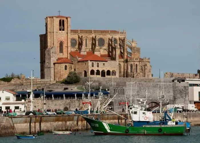 Centro Con Garaje Daire Castro Urdiales