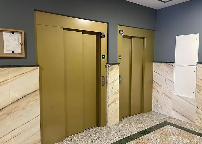 Centro Con Garaje 公寓 乌迪亚莱斯堡